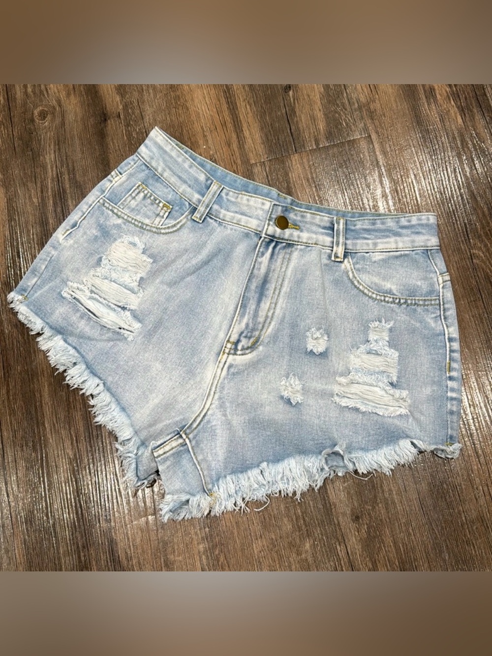 Distressed Light Wash Denim Shorts Frayed Hem High Rise Medium